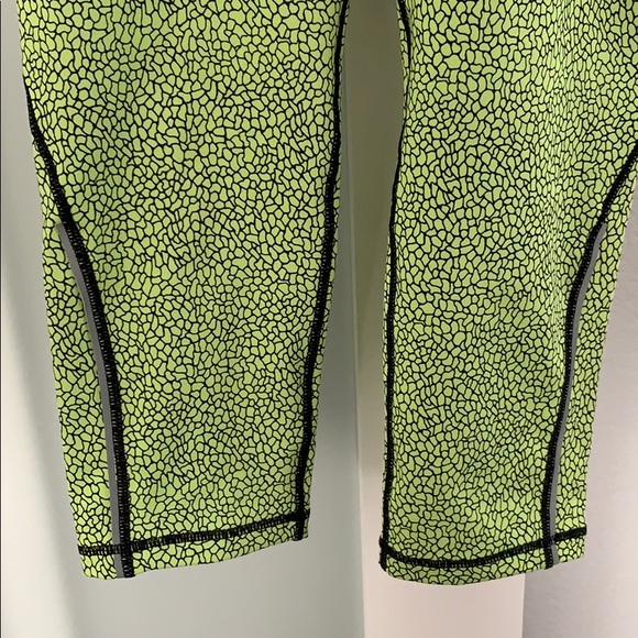 Running/workout legging - Picture 2 of 6